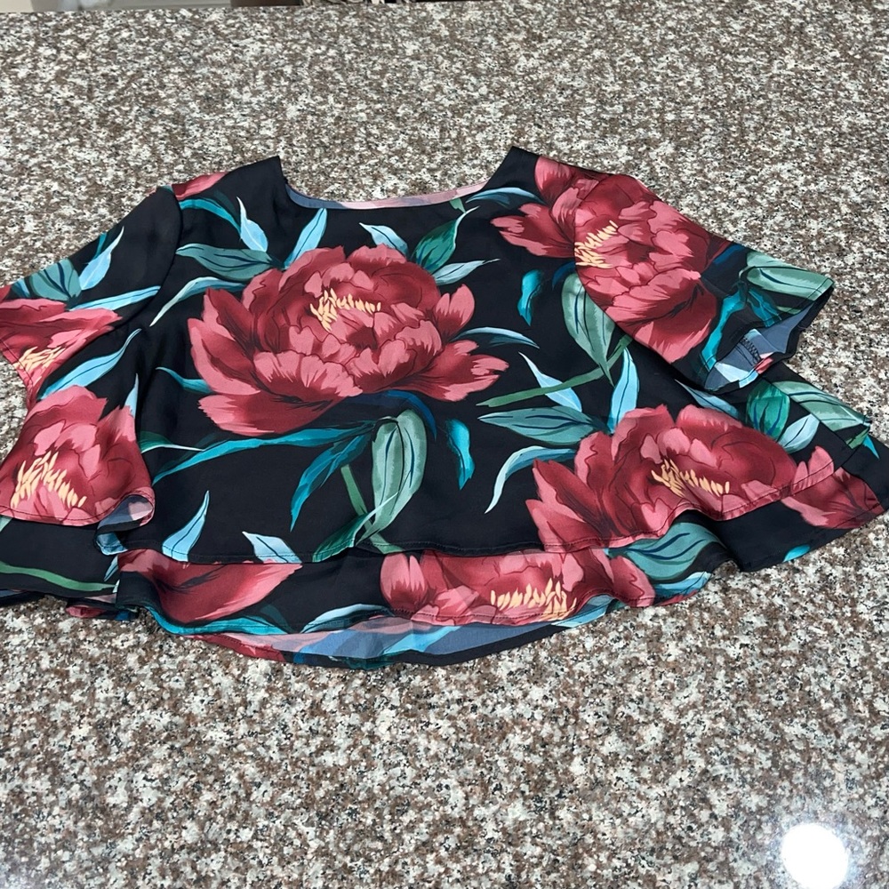Show Me Your Mumu Shorts & Top Flower Hour Flowy Black Floral Print - Picture 3 of 6